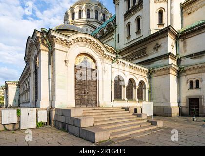 Sofia, Bulgaria. Maggio 2023. Vista dell'ingresso del Museo delle icone Alexander Nevsky nel centro della città Foto Stock