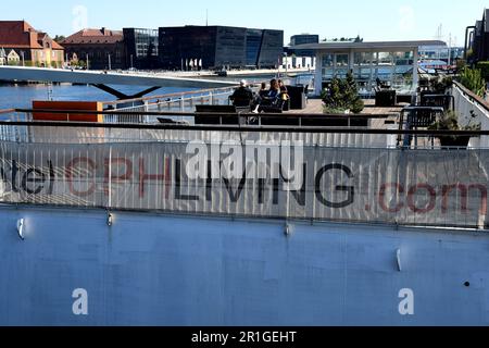 Maggio 13,2023/ CPH soggiorno hotel vista della sposa langro e nero dimond reale biblioteca e vew del canale di Copenaghen capitale danese Copenhagen Danimarca. (Foto.Francis Joseph Dean/immagini del decano) Foto Stock