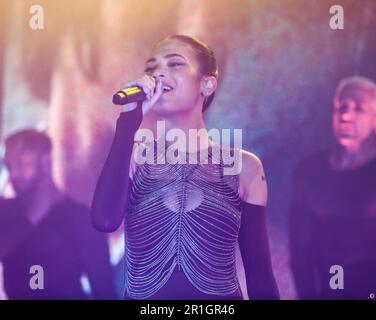 Milano, Italia. 13th maggio, 2023. Elodie durante Paola & Chiara - per sempre, concerto di musica della cantante italiana a Milano, Italia, Maggio 13 2023 Credit: Independent Photo Agency/Alamy Live News Foto Stock