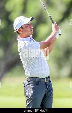 13 maggio 2023: Doug Ghim colpisce un colpo di avvicinamento sulla 3rd buca durante il terzo round del torneo DI golf AT&T Byron Nelson al TPC Craig Ranch di McKinney, Texas. Grigio Siegel/CSM Foto Stock