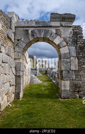 Teatro Samnite, zona archeologica di Pietrabbondante. Isernia, Molise, Italia, Europa. Foto Stock