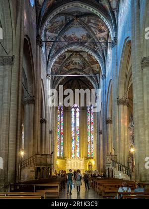 Navata principale della Cattedrale di Arezzo Foto Stock