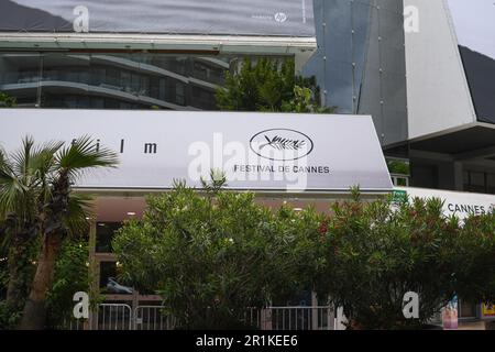 Cannes, Francia. 14th maggio, 2023. Preparativi per il Festival Internazionale del Cinema di Cannes 76th, Palais des Festivals, la Croisette, a Cannes, Francia, Il 14 maggio 2023. Photo by Lionel Urman/ABACAPRESS.COM Credit: Abaca Press/Alamy Live News Foto Stock