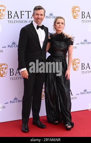 Giovanna FletcherLondon, Regno Unito. 14th maggio, 2023. Patrick Brammall e Harriet Dyer hanno partecipato ai BAFTA Television Awards 2023, al Royal Festival Hall di Londra. Data immagine: Domenica 14 maggio 2023. Il credito fotografico dovrebbe essere Credit: Matt Crossick/Alamy Live News Foto Stock