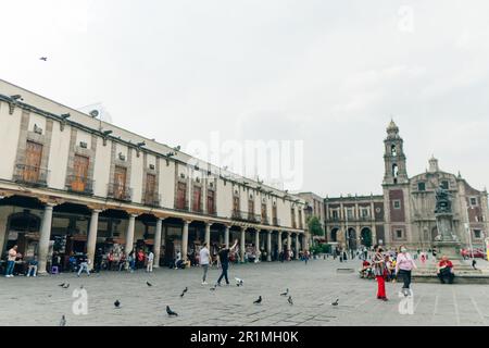 CITTÀ DEL MESSICO, MESSICO - maggio 2023cThe Chiesa di Santo Domingo e la sua piazza, chiamato anche Santo Domingo. Foto di alta qualità Foto Stock