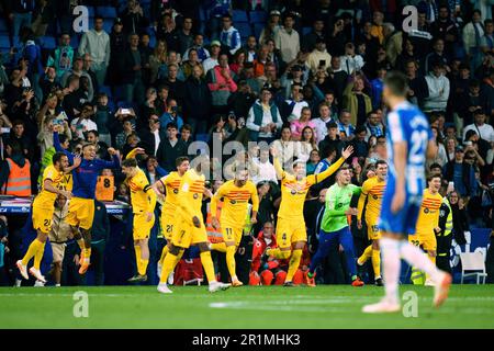 Cornella, Spagna. 14th maggio, 2023. I giocatori di Barcellona festeggiano un gol durante la partita di calcio spagnola la Liga tra il FC Barcelona e il RCD Espanyol a Cornella, Spagna, 14 maggio 2023. Credit: Joan Gosa/Xinhua/Alamy Live News Foto Stock