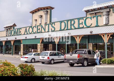 Sevierville Tennessee, accenti ingresso anteriore diretto, shopping shopper acquirenti negozi mercati di mercato di vendita di mercato, negozi al dettaglio Foto Stock