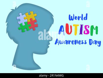 Giornata mondiale di sensibilizzazione sull'autismo. Silhouette di ragazzo con pezzi di puzzle in testa su sfondo azzurro Foto Stock