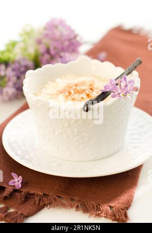 Budino di riso con vaniglia e cannella. Foto Stock