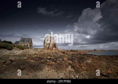 Francia, Bretagna, le Maison Gouffre, Pors Hir, Plage de Pors Scaff Foto Stock