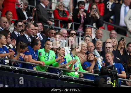 Londra, Regno Unito. Domenica 14 maggio 2023. Londra, Regno Unito. Chelsea festeggia la vittoria durante la finale della Coppa fa Vitality Women's tra Chelsea e Manchester United al Wembley Stadium, Londra, domenica 14th maggio 2023. (Foto: Tom West | NOTIZIE MI) Credit: NOTIZIE MI & Sport /Alamy Live News Foto Stock