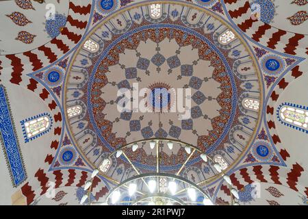 Sofia, Bulgaria. Maggio 2023. Vista interna della moschea Banya Bashi nel centro della città Foto Stock