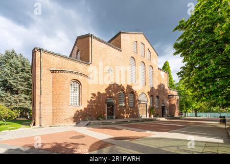 Sofia, Bulgaria. Maggio 2023. Vista esterna della chiesa Sveta Sofia nel centro della città Foto Stock