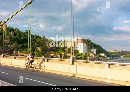 Passau, fiume Donau (Danubio), Castello di teste Niederhaus, ponte Prinzregent-Luitpold-Brücke nella bassa Baviera, Baviera, Germania Foto Stock