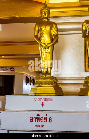 Statua di Buddha per ogni giorno della settimana, Domenica, Wat Saket, Tempio della montagna d'Oro, Wat Saket Ratcha Wora Maha Wihan, Bangkok, Thailandia, Asia Foto Stock