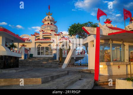 Il tempio indù Sagar Shiv Mandir in Poste de Flacq, Flacq, Mauritius. Statua di Ganesha nel tempio indù. Il tempio è il luogo delle celebrazioni d Foto Stock