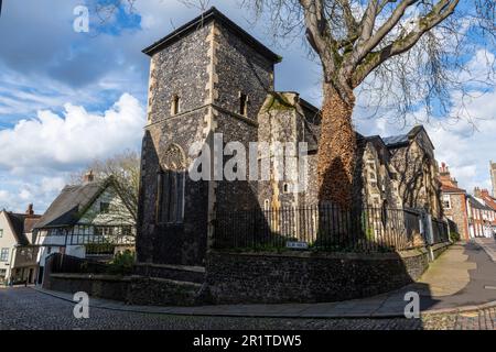 St Peter Hungate, una chiesa parrocchiale di grado 1, risalente al 1460. St Peter Hungate è oggi sede del 'Hungate Medieval Foto Stock