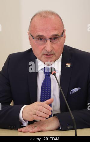Zagabria, Croazia. 15th maggio, 2023. Croazia il ministro degli Esteri Gordon Grlic Radman ha illustrato in una riunione bilaterale durante una visita di lavoro del ministro degli Esteri belga nella regione dei Balcani, lunedì 15 maggio 2023, a Zagabria, in Croazia. BELGA PHOTO VIRGINIE LEFOUR Credit: Agenzia Notizie Belga/Alamy Live News Foto Stock