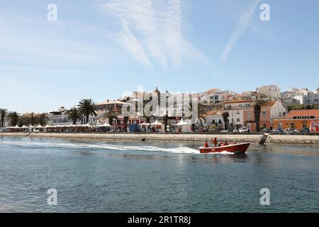 Vista dell'Avenida e della città vecchia di Lagos, Algarve, Portogallo Foto Stock