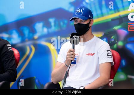 Melbourne, Australia, 8 aprile 2022. Mick Schumacher (47) della Germania e Haas F1 Team durante la conferenza stampa al Gran Premio d'Australia di Formula uno ad Albert Park il 08 aprile 2022 a Melbourne, Australia. Credit: Steven Markham/Speed Media/Alamy Live News Foto Stock