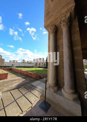 La Zisa, castello arabo-normanno a Palermo Sicilia, Italia. Patrimonio mondiale dell'UNESCO Foto Stock