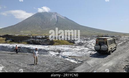 OL Doinyo Lengai è un vulcano attivo della Tanzania. Si compone di un cono vulcanico con due crateri, il nord dei quali è eruttato durante la storia Foto Stock