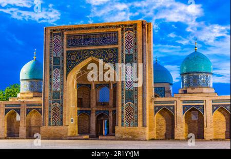 Khast Imam moschea, importante destinazione turistica a Tashkent, Uzbekistan Foto Stock