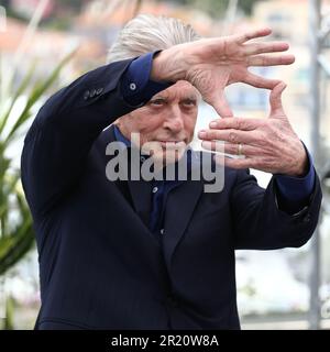16 maggio 2023, Cannes, Cote d'Azur, Francia: L'attore STATUNITENSE MICHAEL DOUGLAS assiste alla fotocellula prima di ricevere il Palme d'Or Onorario, il premio Lifetime Achievement Award durante il 76th° Festival annuale di Cannes al Palais des Festivals di Cannes, Francia (Credit Image: © Mickael Chavet/ZUMA Press Wire) SOLO PER USO EDITORIALE! Non per USO commerciale! Foto Stock
