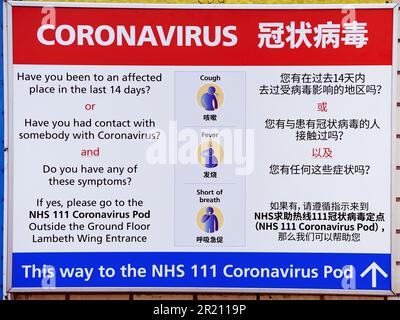 Un segno indica la strada per un pod di coronavirus al St Thomas' Hospital di Londra, che è stato istituito a causa della crescente preoccupazione per l'epidemia di coronavirus COVID-19. Lunedì 09/03/2020 Foto Stock