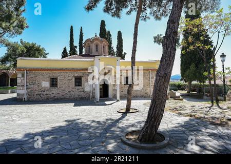 Il Monastero di Vlatades, ingresso allo storico tempio bizantino nella città alta di Salonicco, Grecia, patrimonio dell'umanità dell'UNESCO dal 1988, viaggia Foto Stock