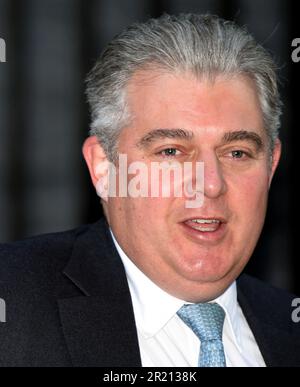 Fotografia di Brandon Lewis, Ministro della sicurezza e Vice per l'uscita dall'UE e preparazione per l'accordo, arrivo al numero 10 di Downing Street, Londra a seguito di una riunione del gabinetto. Foto Stock