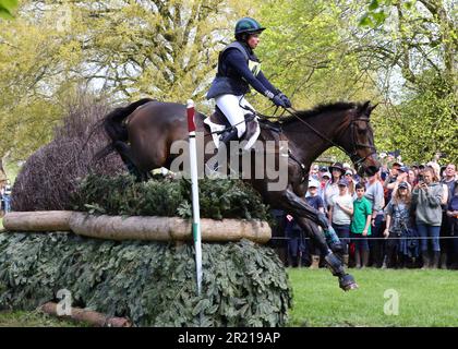 Lillian Heard Wood dagli Stati Uniti cavalcando LCC Barnaby nel Cross Country al Badminton Horse Trials 2023 Foto Stock