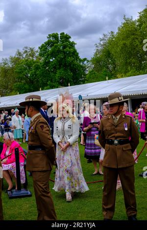 Buckingham Pavae Londo 16th maggio 2023. Il non dimenticato Garden Party Sophie Helen Rhys-Jones incontra i veterani feriti insieme ad alcune celebrità come Vanessa Phelps e Linda Lusardi. Credit: Paul Chambers/Alamy Live News Foto Stock