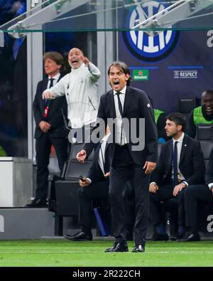 Milano, Italia. 16th maggio, 2023. Milano, 16th 2023 maggio: Allenatore di testa Simone Inzaghi (Inter) durante la Semifinale di UEFA Champions League tra Inter e Milano allo Stadio San Siro di Milano. (Daniela Porcelli/SPP) Credit: SPP Sport Press Photo. /Alamy Live News Foto Stock