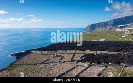 Flusso di lava durante l'eruzione di Cumbre Vieja 2021, Isole Canarie, la Palma, Todoque Foto Stock
