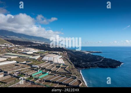 Flusso di lava durante l'eruzione di Cumbre Vieja 2021, nuovo promontorio, Isole Canarie, la Palma, Todoque Foto Stock