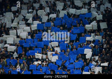 Milano, Italia. 16th maggio, 2023. Milano, 16th 2023 maggio: Inter fans durante la Semifinale di UEFA Champions League tra Inter e Milano allo Stadio San Siro di Milano. (Daniela Porcelli/SPP) Credit: SPP Sport Press Photo. /Alamy Live News Foto Stock