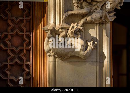 Dettagli della facciata della casa Amatller, un capolavoro di Josep Puig i Cadafalch nel viale Passeig de Gracia. Barcellona, Catalogna, Spagna Foto Stock