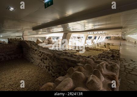 Sofia, Bulgaria. Maggio 2023. Vista sul complesso archeologico dell'antica Serdika nel centro della città Foto Stock