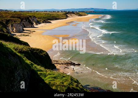 Whiterocks Beach, Portrush, County Antrim, Irlanda del Nord Foto Stock