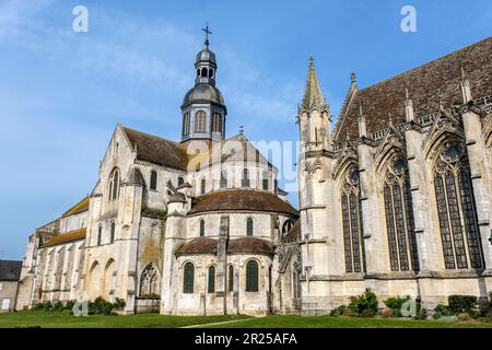Abbazia di Saint-Germer-de-Fly | Abbaye de Saint-Germer-de-Fly avec sa chapelle et son abbatiale Foto Stock