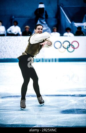 Katerina Witt (GER) ai Giochi Olimpici invernali del 1994. Foto Stock