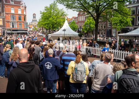 14 maggio, 2023, Leiden, Paesi Bassi, la maratona tradizionale di Leiden ha attirato un gran numero di partecipanti e spettatori nella giornata di sole nel centro A. Foto Stock