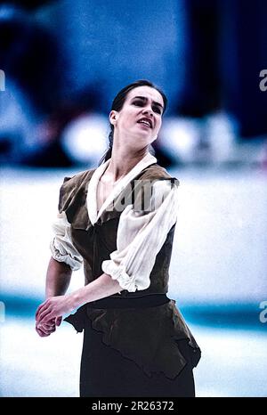 Katerina Witt (GER) ai Giochi Olimpici invernali del 1994. Foto Stock