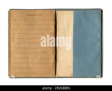 vista frontale dettaglio primo piano di un piccolo vecchio notebook aperto con carta vintage giallo marrone foderata e panno colorato blu coperchio isolato su bianco Foto Stock