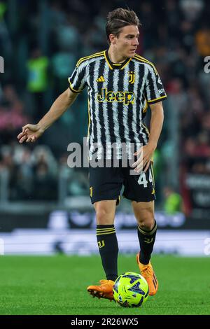 Nicolo Fagioli della Juventus FC indossa la nuova divisa Home 23/24 durante la Serie Una partita di calcio del 2022/23 tra Juventus FC e i Cremonesi americani allo stadio Allianz. Punteggio finale; Juventus 2 - 0 Cremonese. Foto Stock
