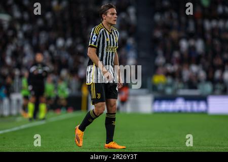 Torino, Italia. 14th maggio, 2023. Nicolo Fagioli della Juventus FC indossa la nuova divisa Home 23/24 durante la Serie Una partita di calcio del 2022/23 tra Juventus FC e i Cremonesi americani allo stadio Allianz. Punteggio finale; Juventus 2 - 0 Cremonese. (Foto di Fabrizio Carabelli/SOPA Images/Sipa USA) Credit: Sipa USA/Alamy Live News Foto Stock