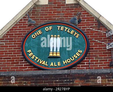 Firma per 'One of Tetleys Festival Ale Houses' sul Lord Rodney, 67 Winwick Rd, Cheshire, Warrington, Cheshire, INGHILTERRA, REGNO UNITO, WA2 7DH Foto Stock