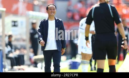 Saitama, Giappone. 3rd maggio, 2023. FC Machida Zelvia allenatore di testa Go Kuroda durante la partita di Lega 2023 J2 tra Omiya Ardija 0-1 FC Machida Zelvia al NACK5 Stadio Omiya a Saitama, Giappone, 3 maggio 2023. Credit: Kenzaburo Matsuoka/AFLO/Alamy Live News Foto Stock