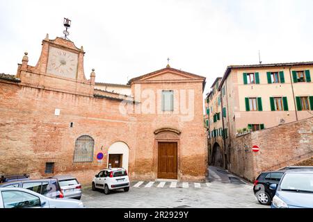 Siena, Italia - Apr 7, 2022: Convento di San Girolamo delle Abbandonate Stato a Siena, Toscana, Italia. Foto Stock